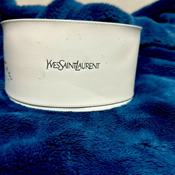 Men’s wraparound black lens YvesSaintLaurent sunglasses - Picture 8 of 10